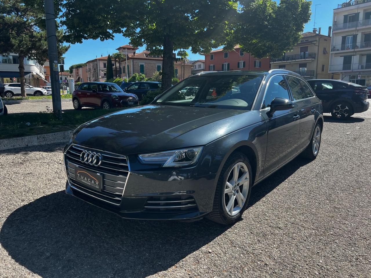 Audi A4 2.0 35 TDI Sport #11120