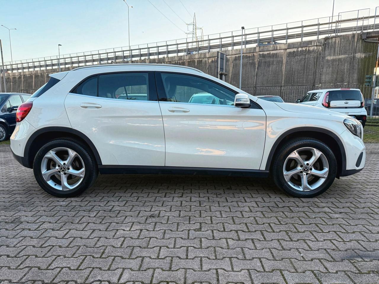 Mercedes-benz GLA 200 d Automatic 4Matic AUTOMATICA NAVI TELECAMERA CRUISE