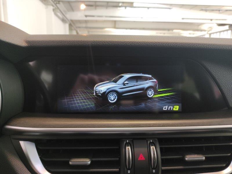 ALFA ROMEO Stelvio - Stelvio 2.0 Turbo 280 CV AT8 Q4 Ti
