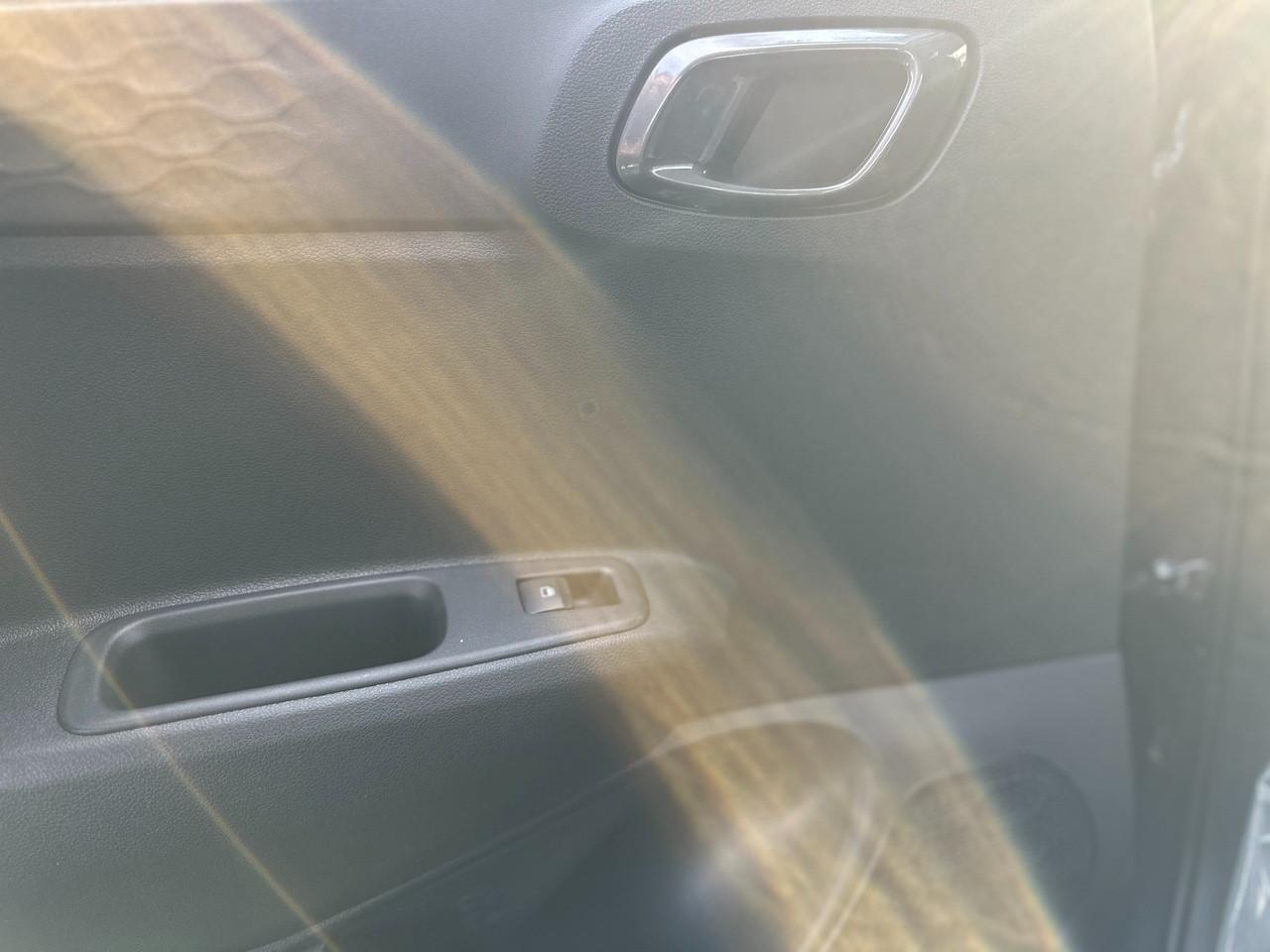 HYUNDAI i10 III 2023 - i10 1.0 mpi Connectline 63cv