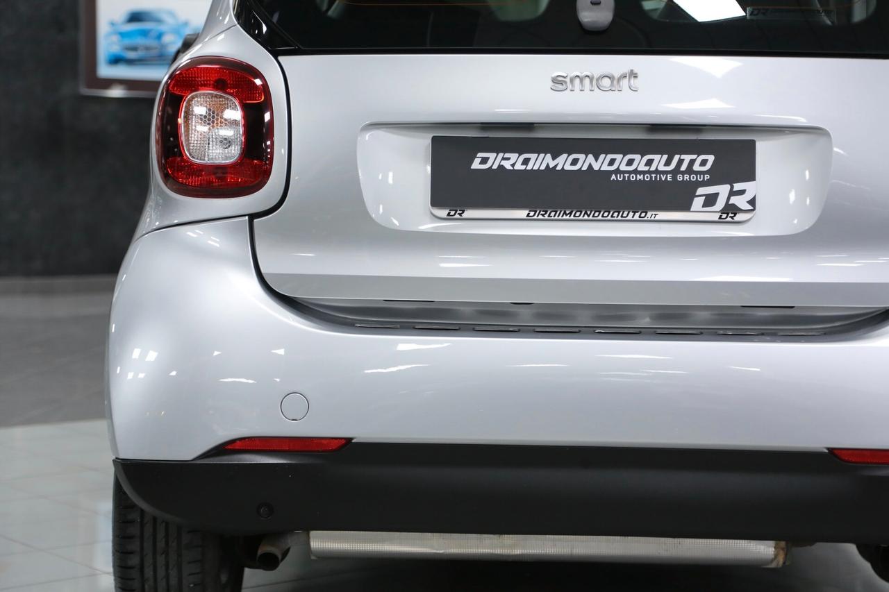 Smart fortwo 1.0 70 cv twinamic Passion