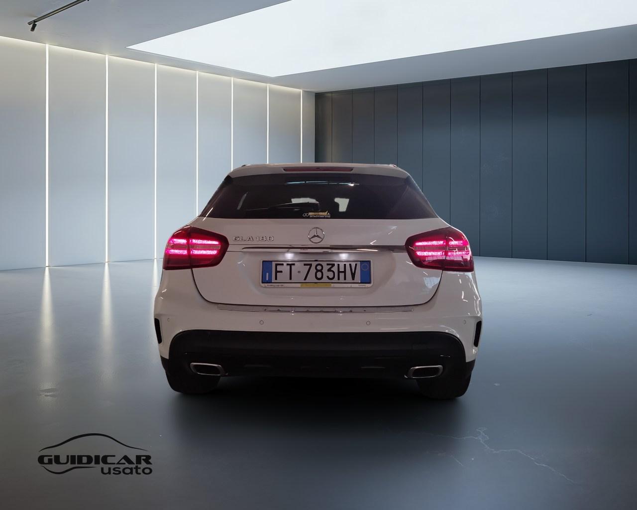 Mercedes-Benz GLA-X156 2017 - GLA 180 Night Edition auto