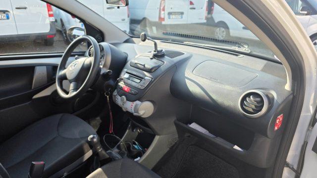 TOYOTA Aygo 1.0 12V VVT-i 5 porte Active Connect