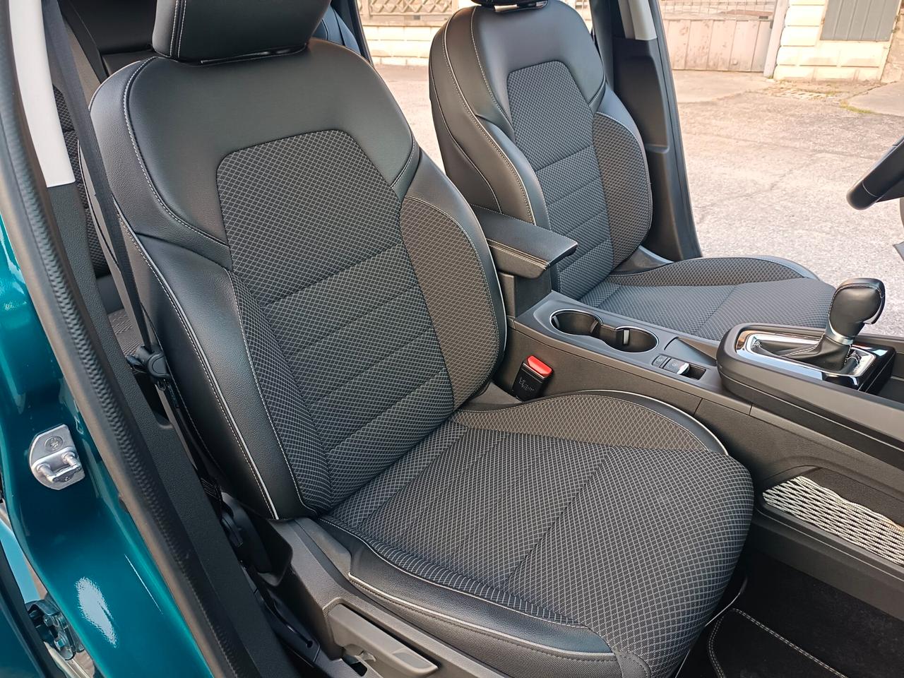 Renault Arkana Hybrid 145 CV Intens