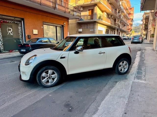 Mini Cooper 1.5 One D