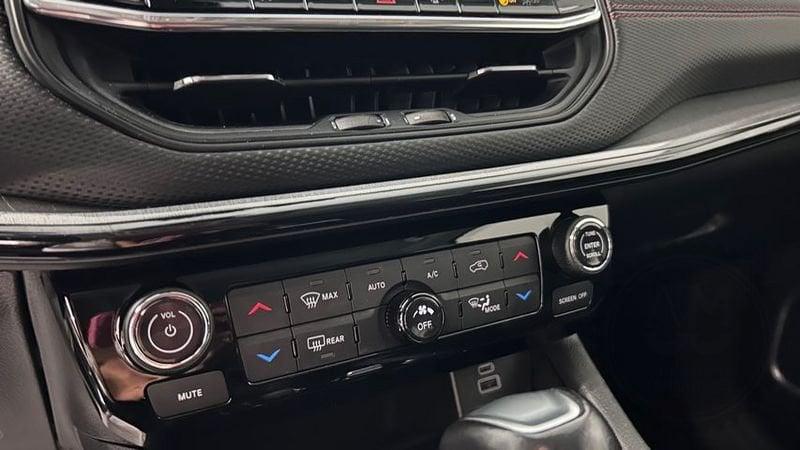 Jeep Compass 4xe 1.3 T4 PHEV 240cv Trailhawk 4xe Auto