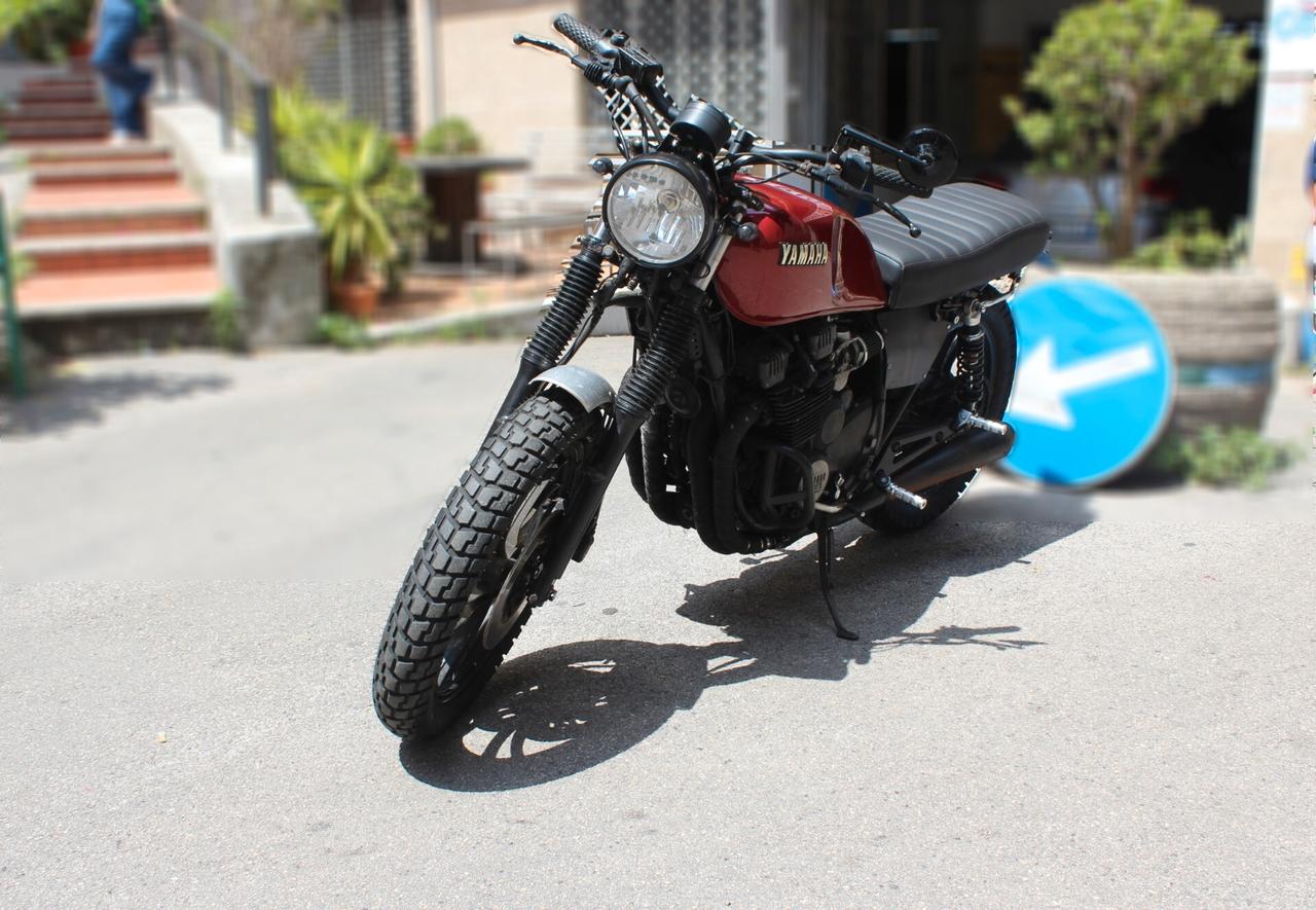Yamaha XJ 550 4V8
