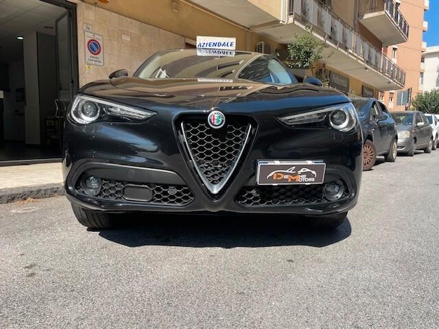 Alfa Romeo Stelvio 2.2 Turbodiesel 210 CV AT8 Q4 Executive