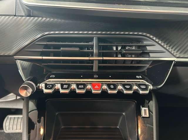 Peugeot 208 208 1.2 hybrid Style 100cv e-dcs 6