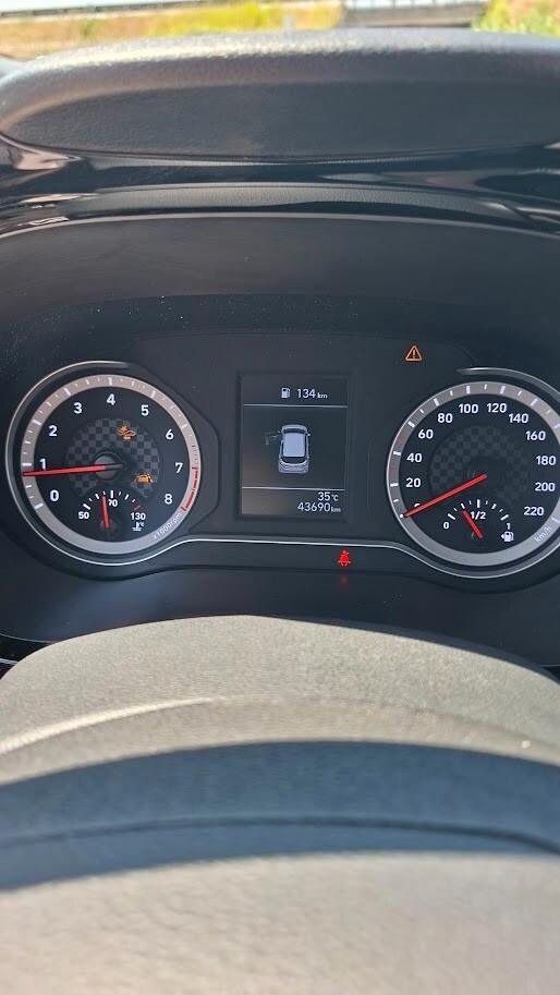 Hyundai i10 1.0 Benzina con telecamera 2020