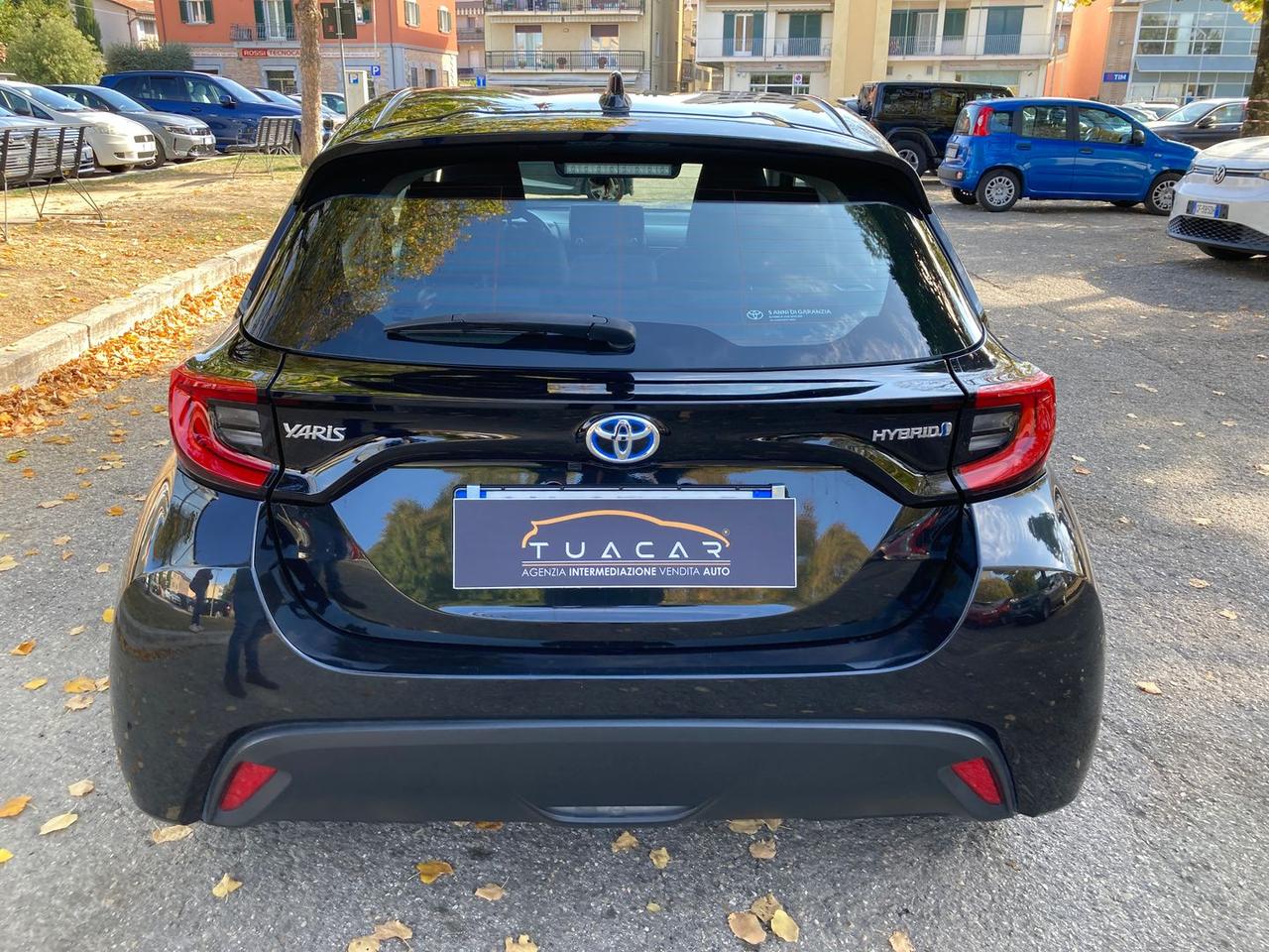 Toyota Yaris 1.5 HEV Active #7354