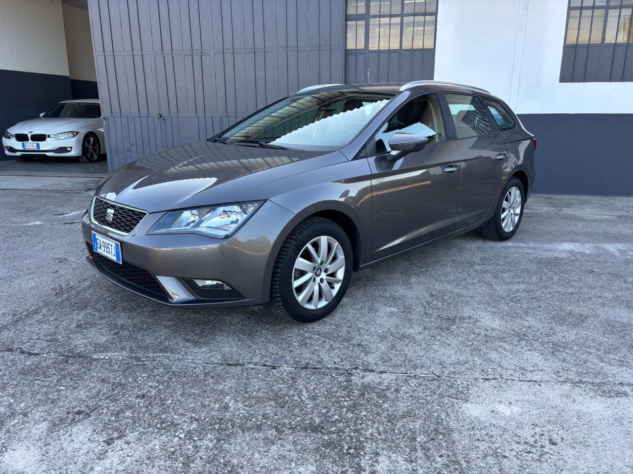 Seat Leon 1.6 TDI. Neopatentati. Garanzia 12mesi