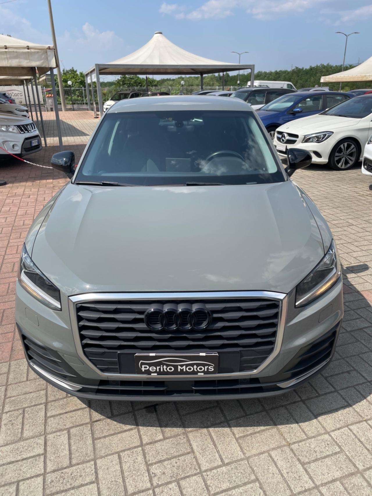 Audi Q2 35 TDI S tronic Business