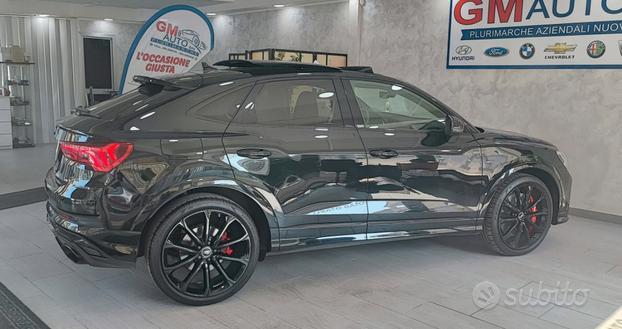 Audi Q3 RSQ3 SPB con tetto apribile italiana 2023