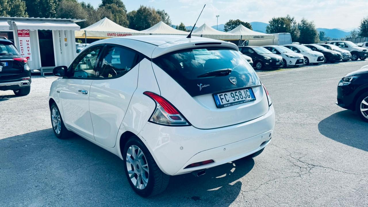 Lancia Ypsilon 1.2 69 CV 5 porte S&S Gold