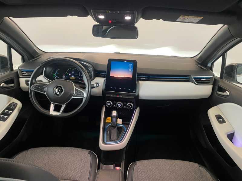 RENAULT Clio V - Clio 1.6 E-Tech hybrid Initiale Paris 140cv auto