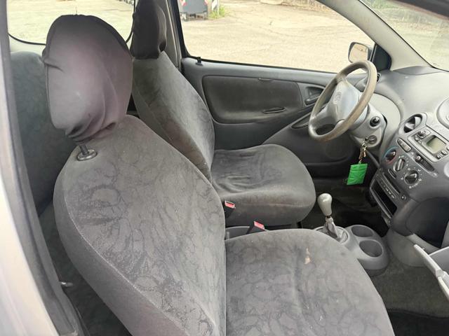 TOYOTA Yaris 1.0i 16V cat 3 porte perfetta di meccanica