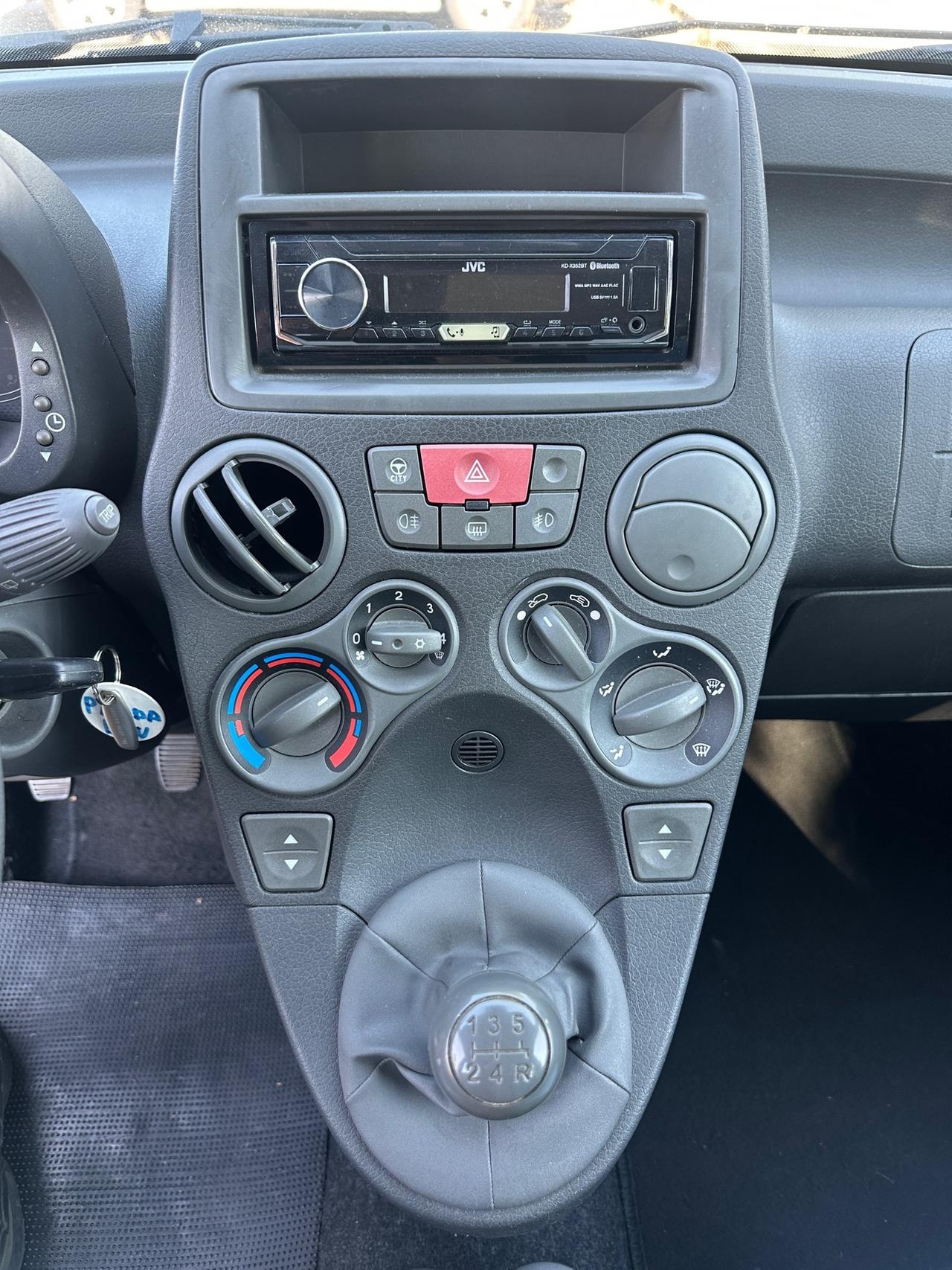 Fiat Panda 1.2 Benzina 60CV (Garanzia 24 Mesi)
