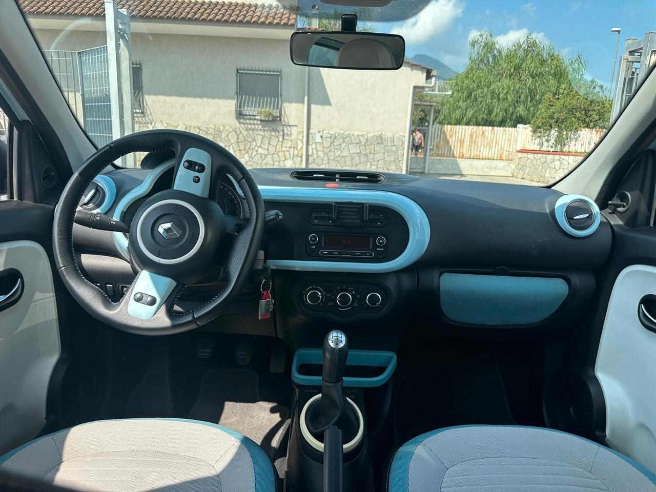 Renault Twingo 1.0 SCe Live-09/2014