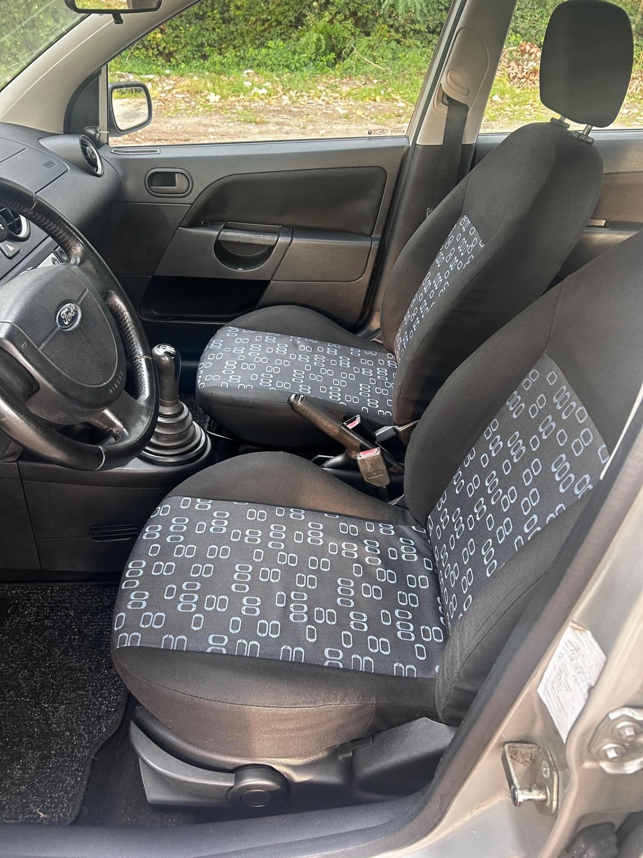 Ford Fiesta 1.4 TDCi 5p. Ghia