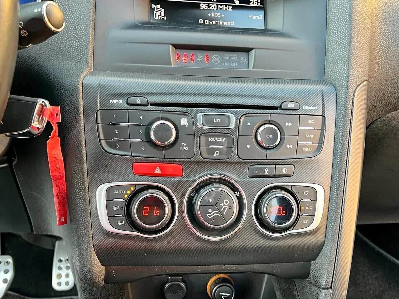 DS Automobiles DS 4 1.6 VTi Benz 120cv So Chic