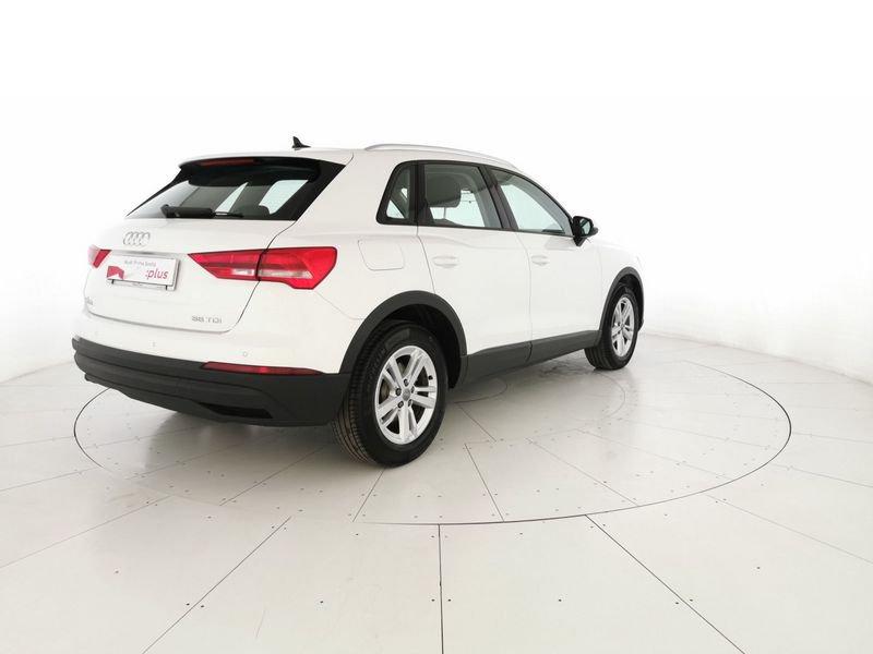 Audi Q3 35 2.0 tdi Business s-tronic