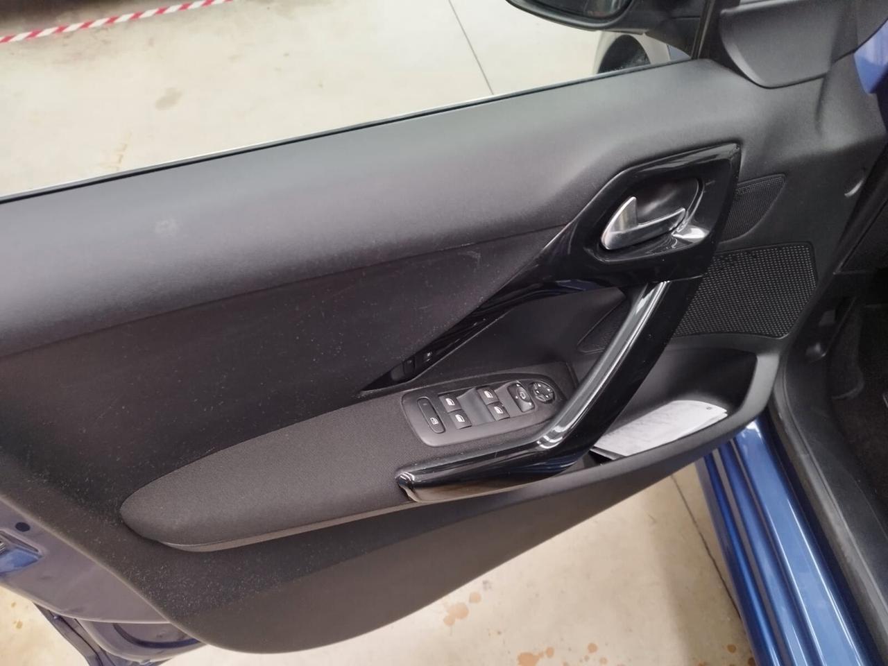 Peugeot 208 1.4 VTi 95 CV 5p. GPL Allure