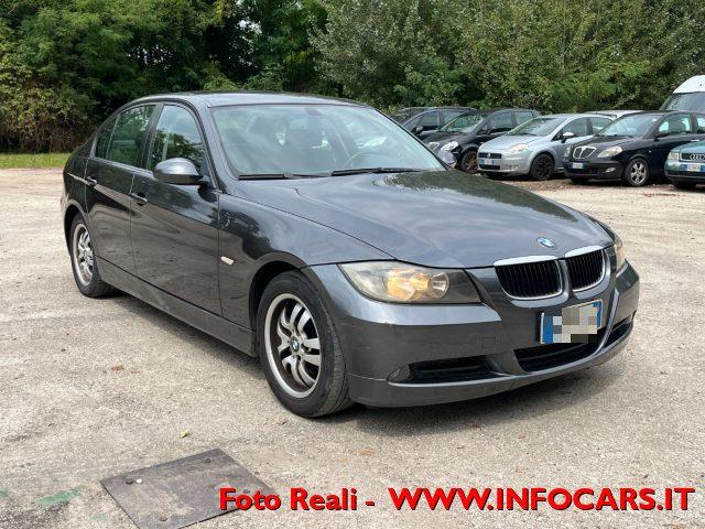BMW 320 d cat Attiva leggi descrizione