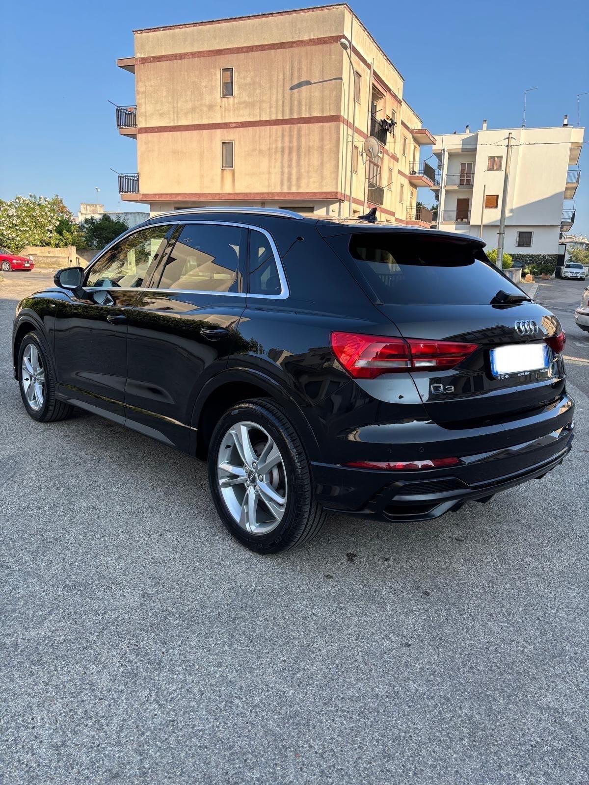 Audi Q3 35 TDI S tronic - SLINE - FULL- 2019