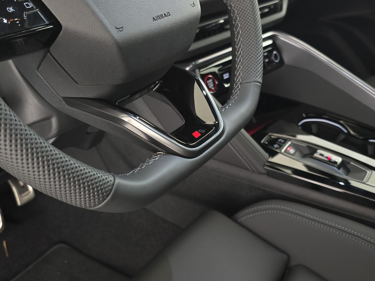 Audi Q5 sportback 2.0 tdi mhev+ s line edition quattro 204cv s-tronic