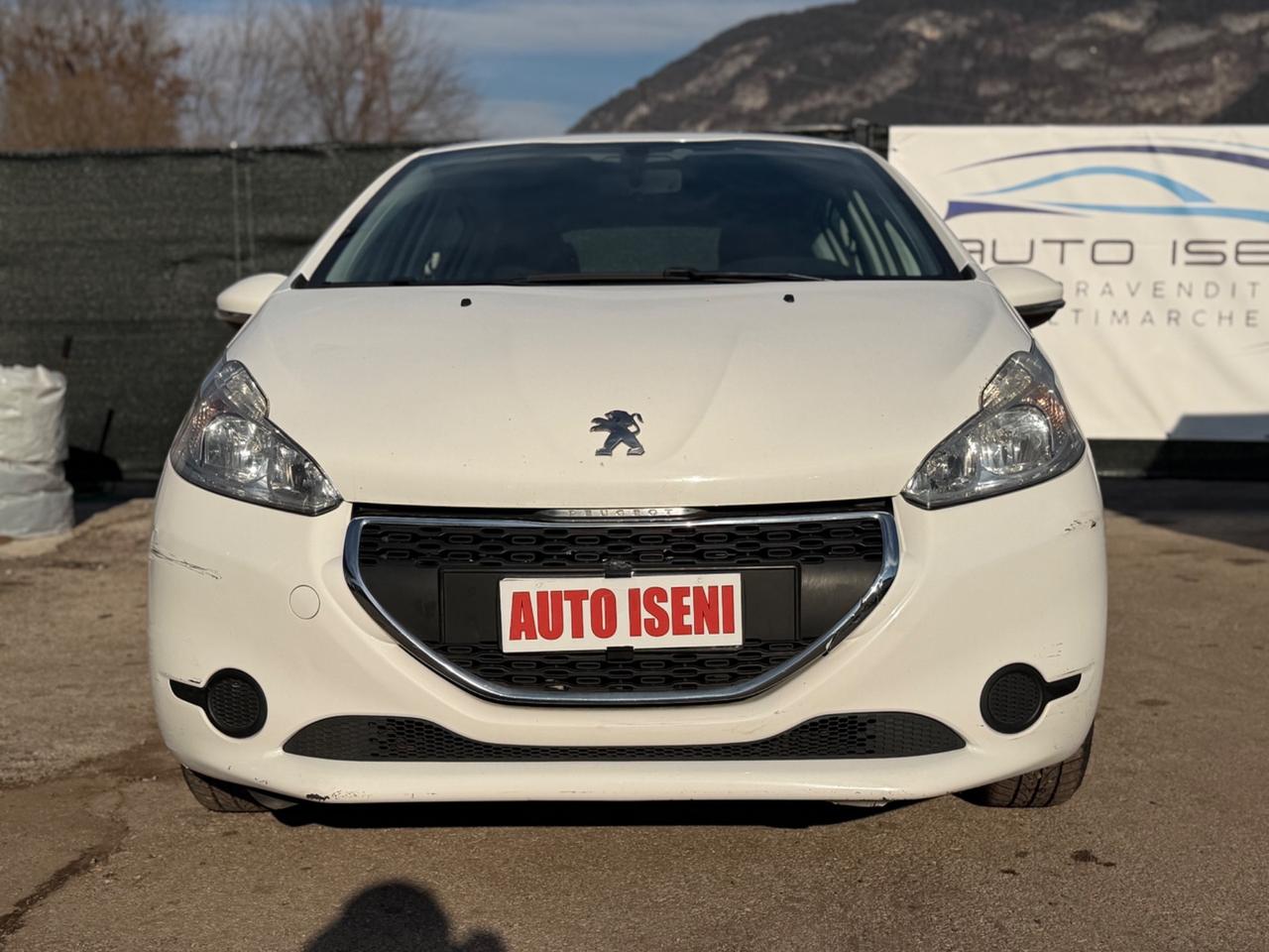 Peugeot 208 1.4 HDi 68 CV 5 porte Allure NEOPATENTATI OK
