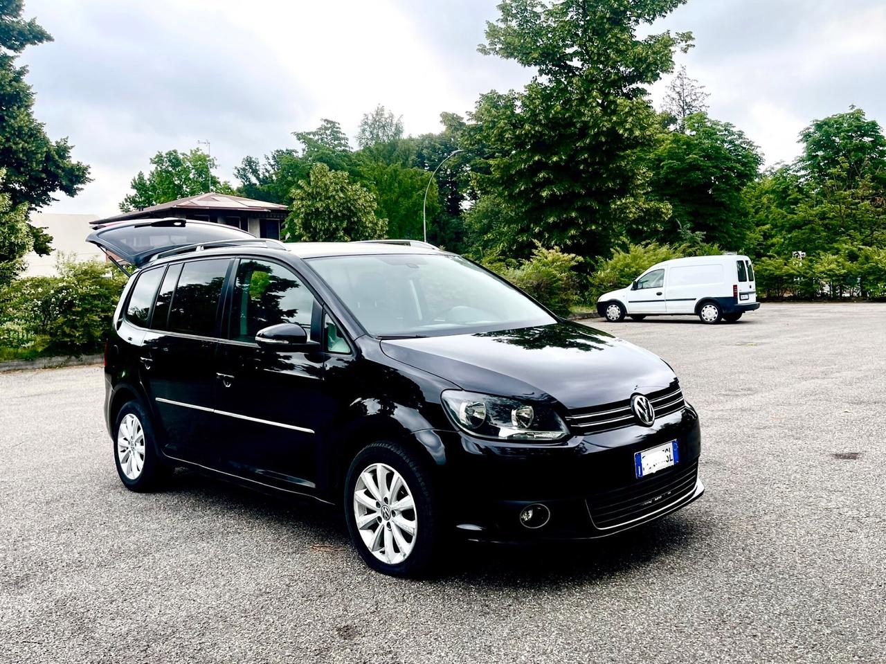 Volkswagen Touran 2.0 TDI 140 CV DSG Highline