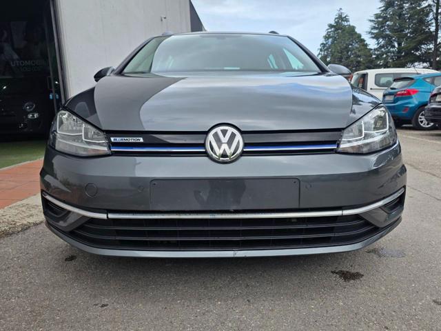 VOLKSWAGEN Golf Variant 1.5 TGI DSG 5p. Trendline BlueMotion Tech.