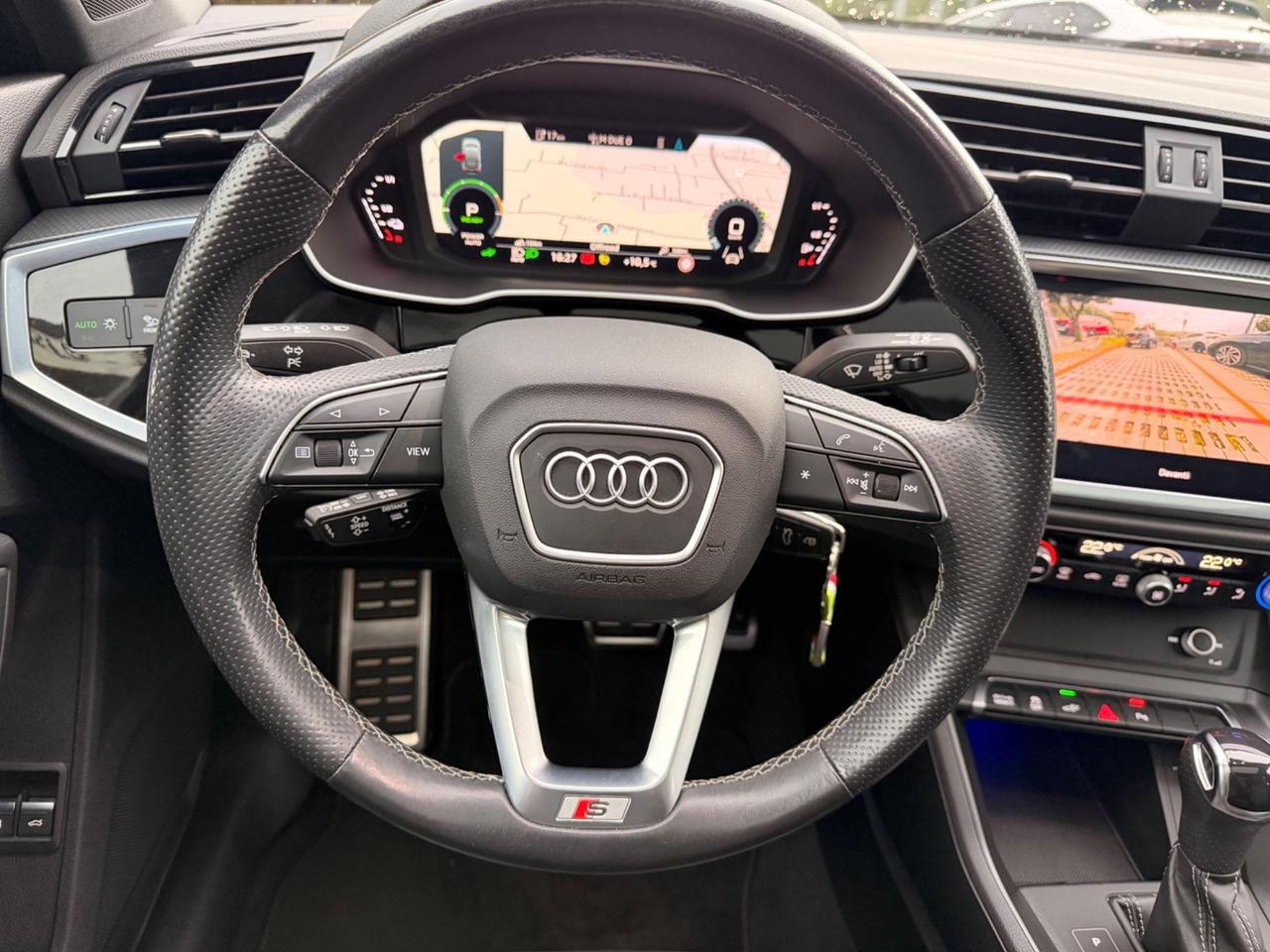 Audi Q3 SPB 45 TFSI e S tronic S Line Tetto Pan Plagin