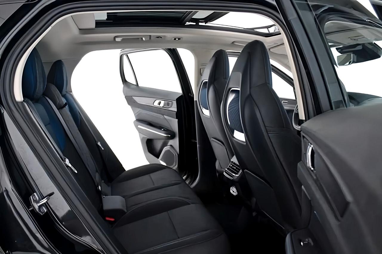 LYNK&CO O1 1.5 HYBRID PERFETTA