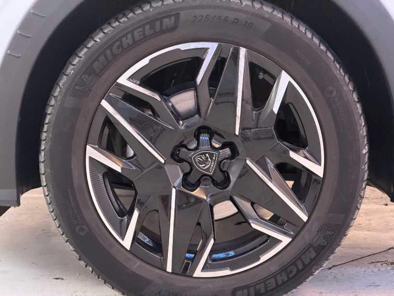 PEUGEOT Nuovo 3008 ALLURE - Hybrid 136 E-DCS6