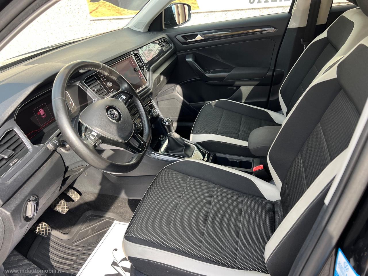 VOLKSWAGEN T-Roc 1.6 TDI SCR Advanced BlueMot.Tech. VIRTUAL LED 18