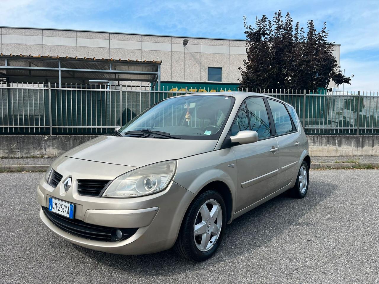 Renault Scénic 1.6 16V GPL