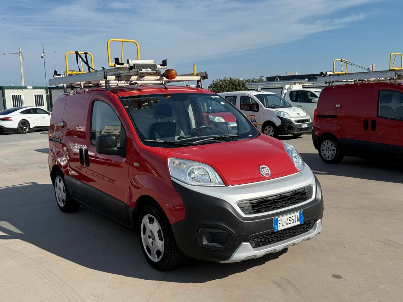 Fiat Fiorino 1.3 MJT 95CV Cargo Adventure EX TIM