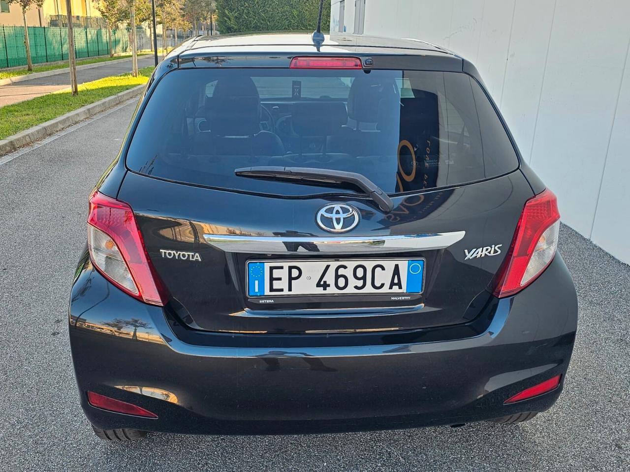 Toyota Yaris 1.3 benzina