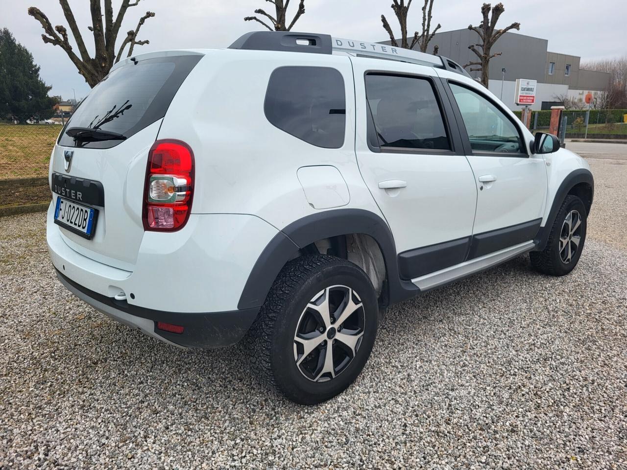 Dacia Duster 1.6 115CV Start&Stop 4x2 GPL Lauréate