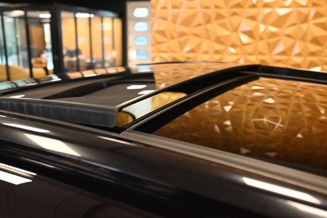 PORSCHE Macan T 2.0PDK 265CV TET.20"PASM CHRONO CAM RADAR GANCIO