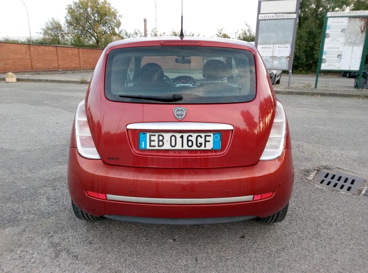Lancia Ypsilon 1.4 Platino Ecochic GPL