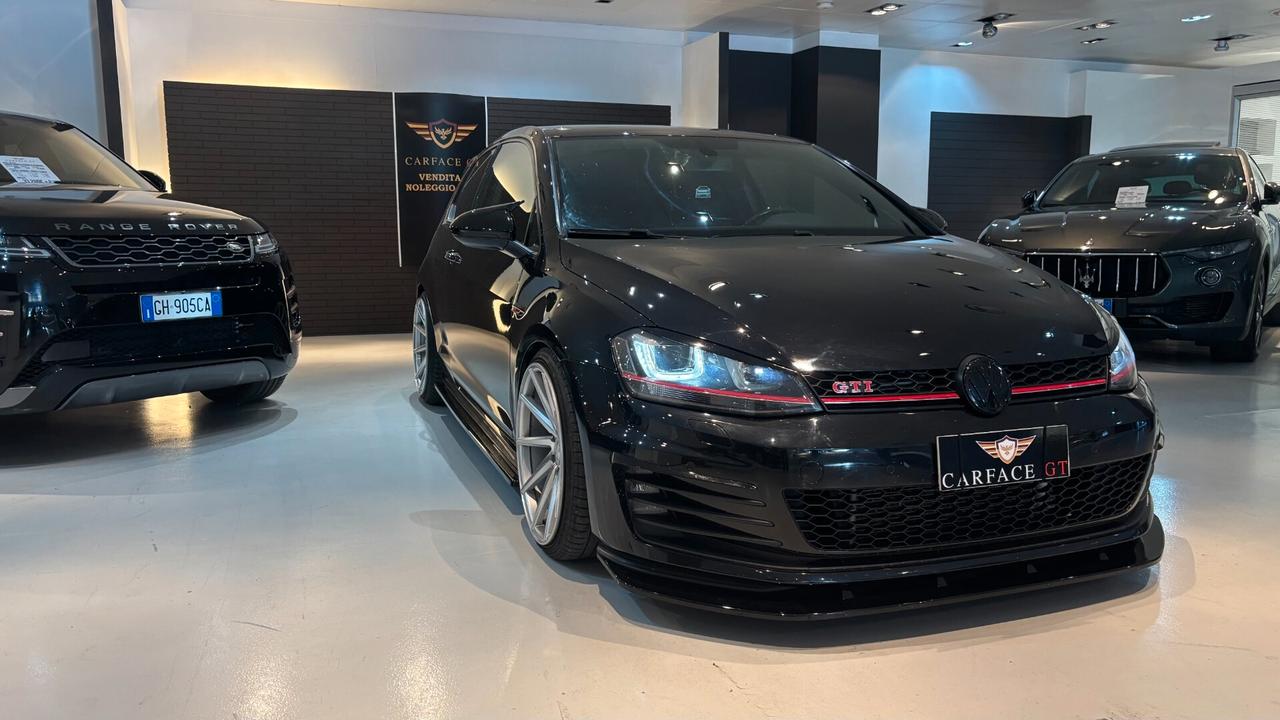 VOLKSWAGEN GOLF GTI 2.0 BENZINA 230CV - 2014