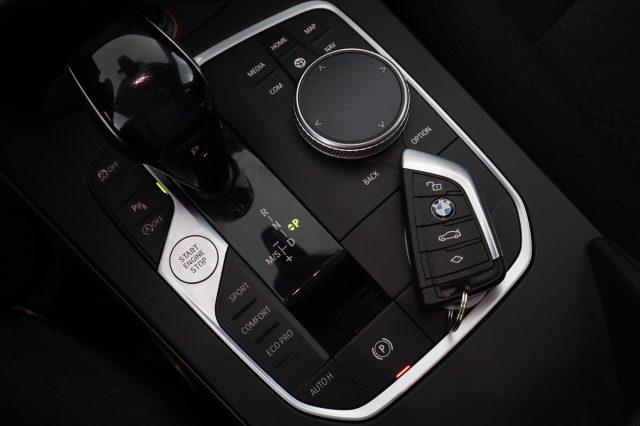 BMW 118 Serie 1 i 5p. Business Advantage