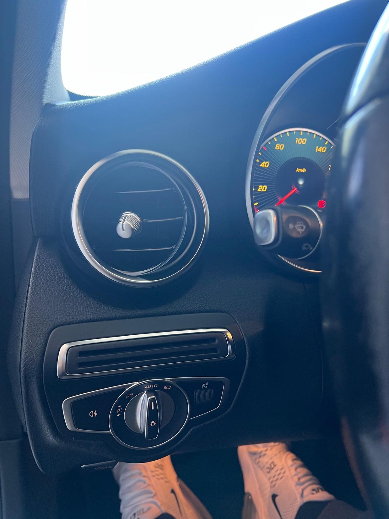 Mercedes-benz C 220 C 220 d Auto Premium