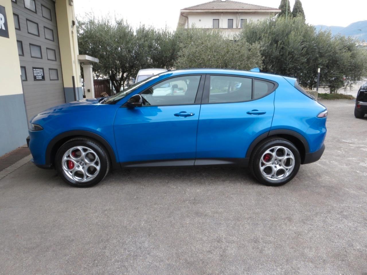 Alfa Romeo Tonale 1.5h tct7 Sprint. solo 3.400km! full led/full adas