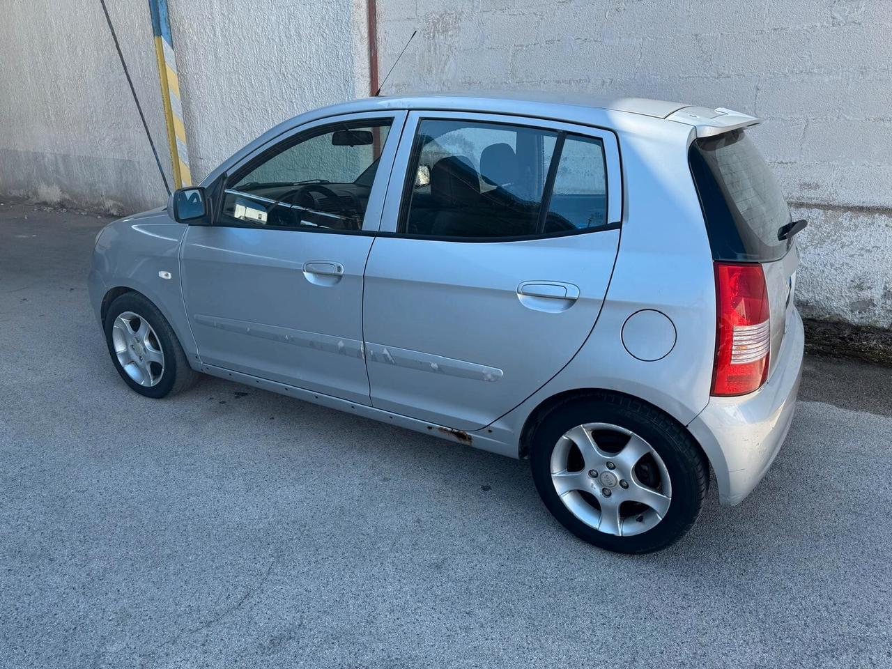 Kia Picanto 1100 Disel
