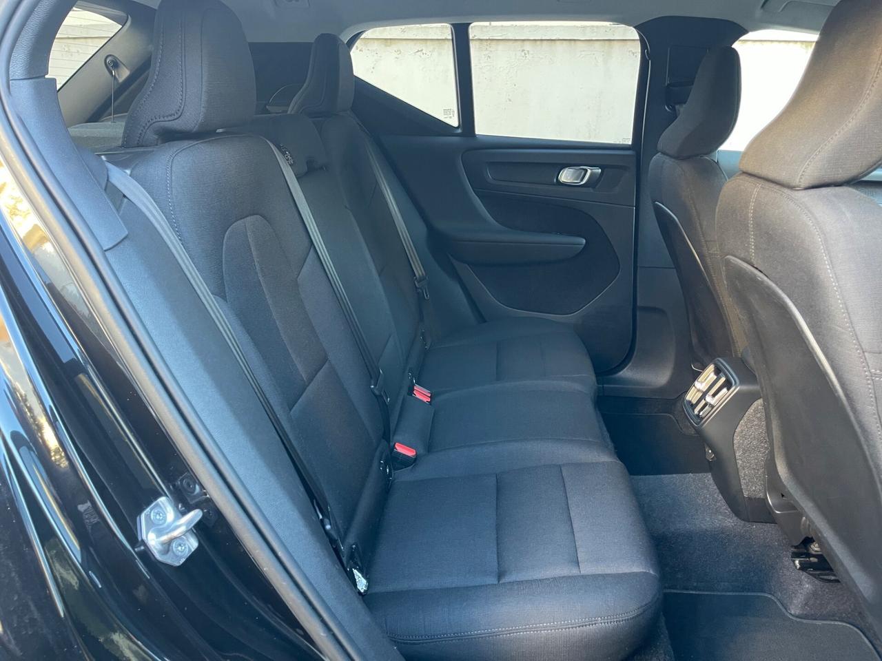 VOLVO XC40 D3 Geartronic Momentum 2020