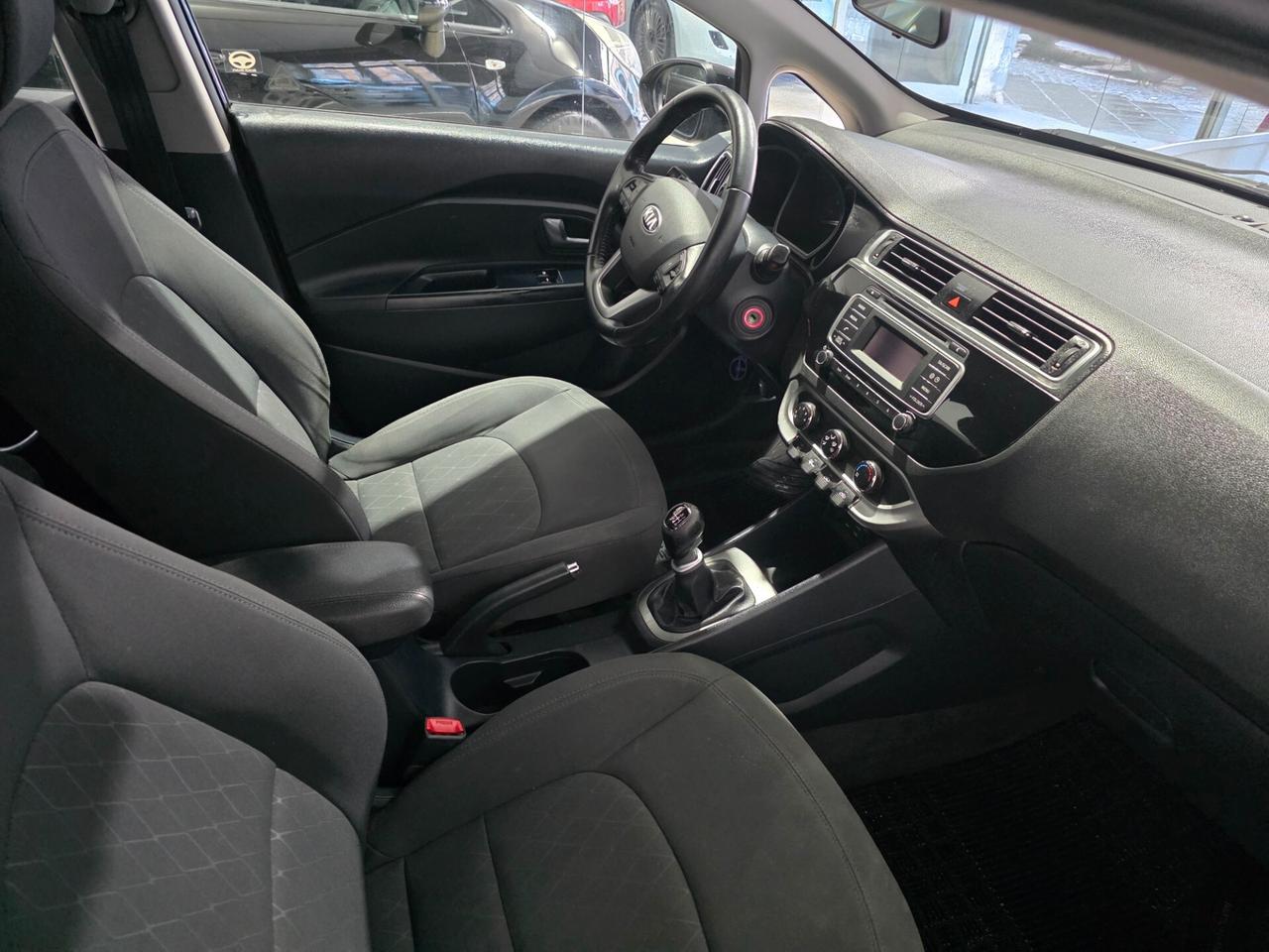 Kia Rio 1.1 CRDi 75cv 5p Cool 2017